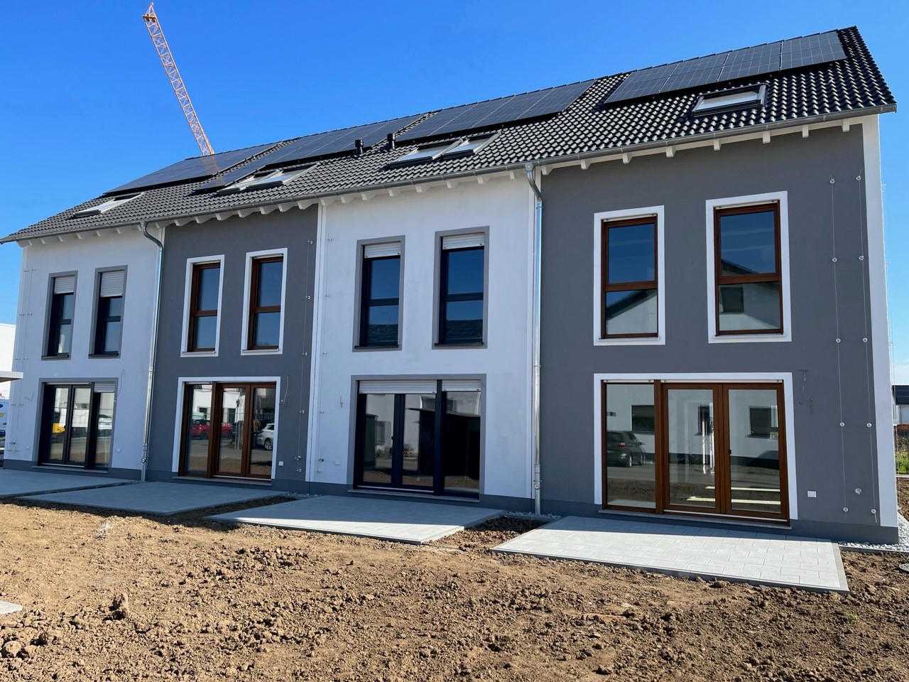 Die ersten Reihenhäuser sind fertiggestellt